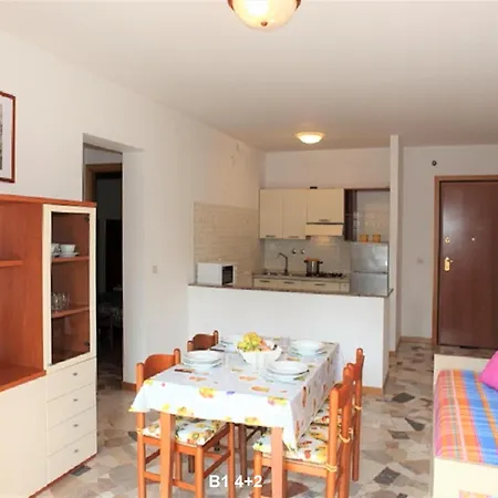 Apartman Flora