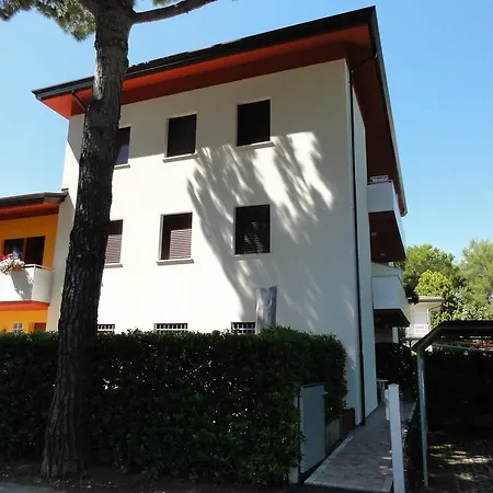 Apartman Flora